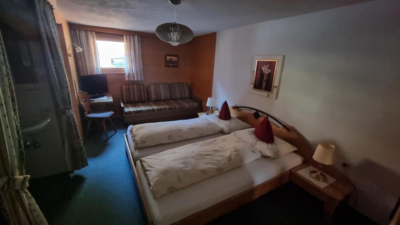 Hotel Garni Friedheim Sankt Anton am Arlberg Exterior photo