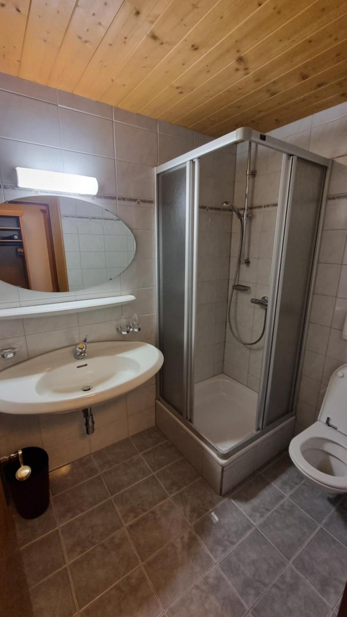 Hotel Garni Friedheim Sankt Anton am Arlberg Room photo