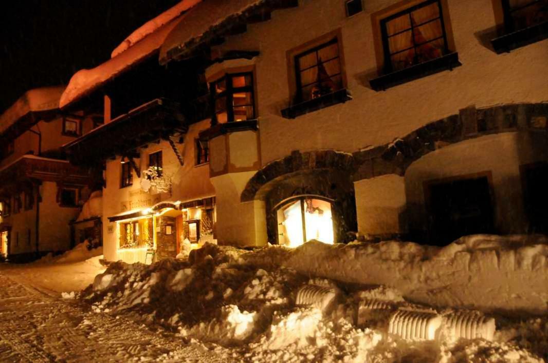 Hotel Garni Friedheim Sankt Anton am Arlberg Exterior photo